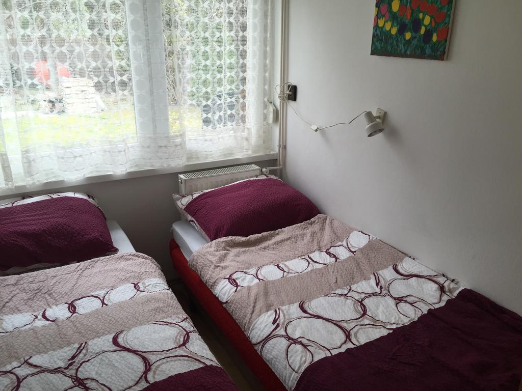 Siraly Apartman Balatonfůzfő Ruang foto